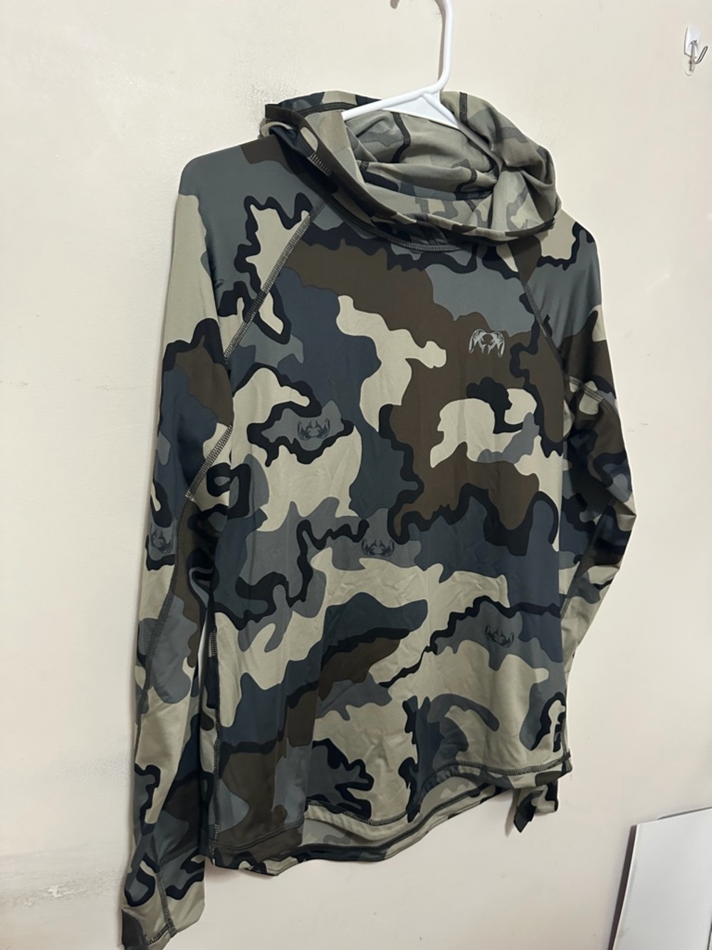 KUIU Gila Camo Performance Top Women’s Size Small Green & Black - Picture 3 of 15